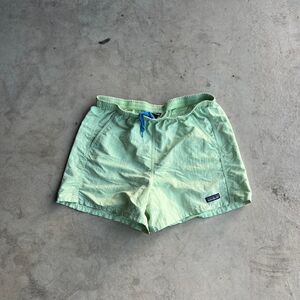 patagonia swim / hiking trunk mens size m lime green